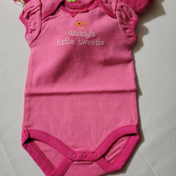 Gymboree & Outlet Brand New Baby {Little Birdie} NWT 0-3 Months Bodysuit & Used - Picture 3 of 3